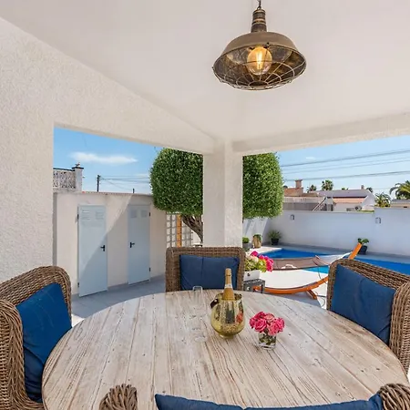 Charming In For 7 Persons Villa *