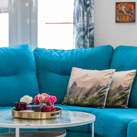 Charming In For 7 Persons Villa